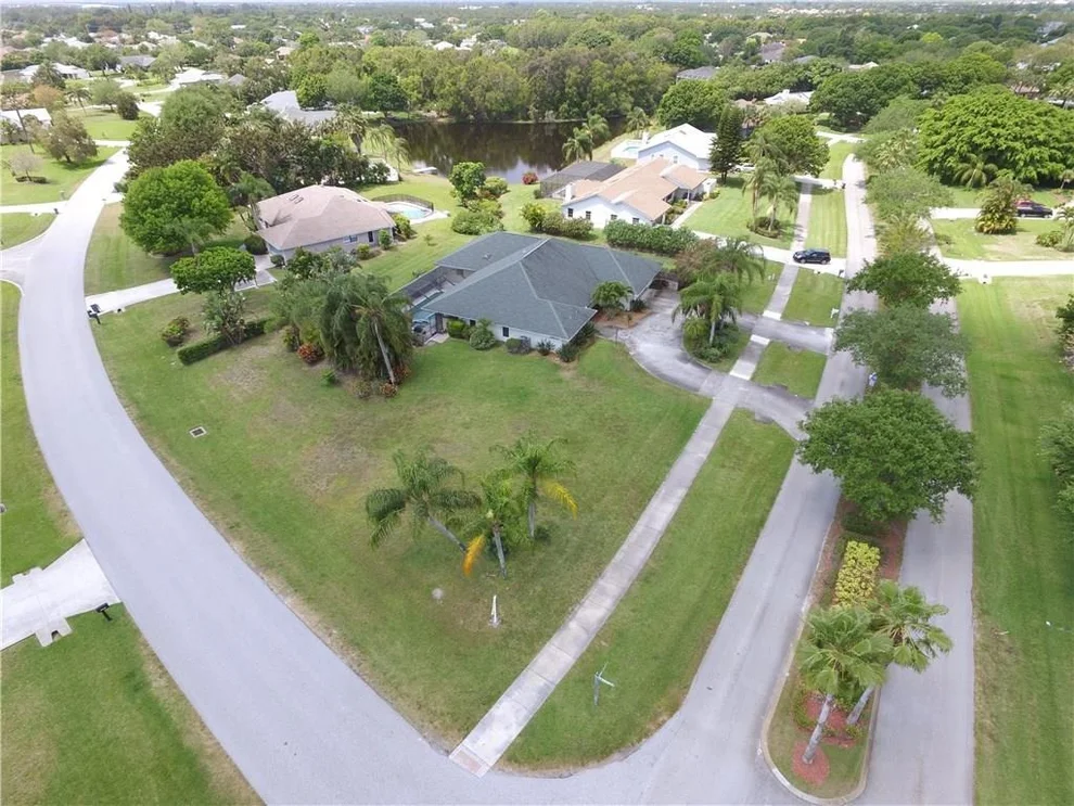Unit for sale at 2470 NE Pinecrest Lakes Boulevard, Jensen Beach, FL 34957