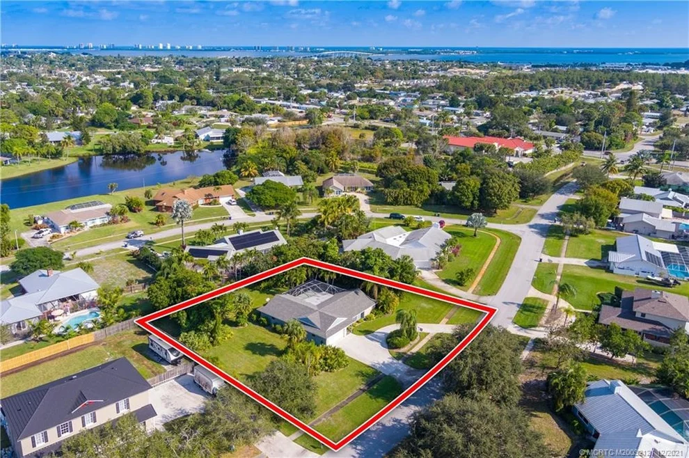 Unit for sale at 1021 NE Town Terrace, Jensen Beach, FL 34957