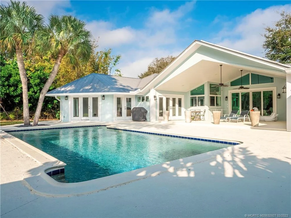 Unit for sale at 124 SE Wells Drive, Stuart, FL 34996