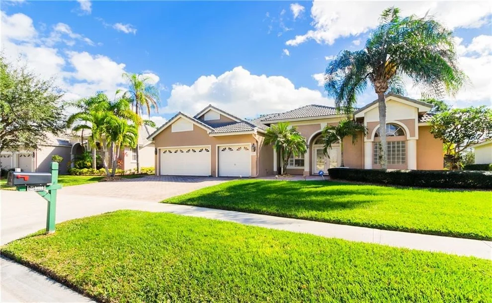 Unit for sale at 3488 SE Fairway Oaks Trail, Stuart, FL 34997