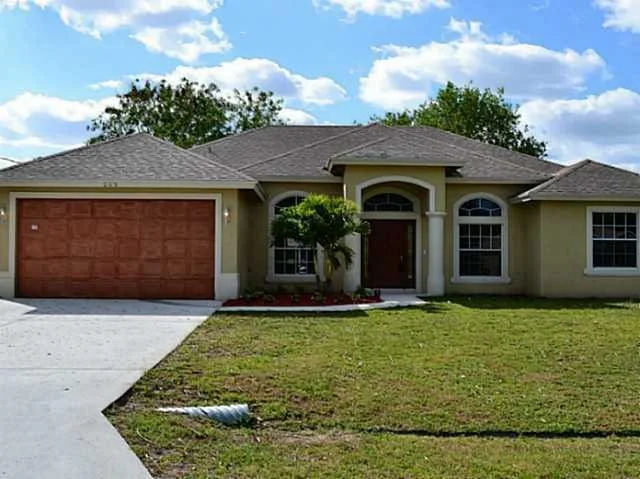 Unit for sale at 600 SW Kayak Avenue, Port St Lucie, FL 34953