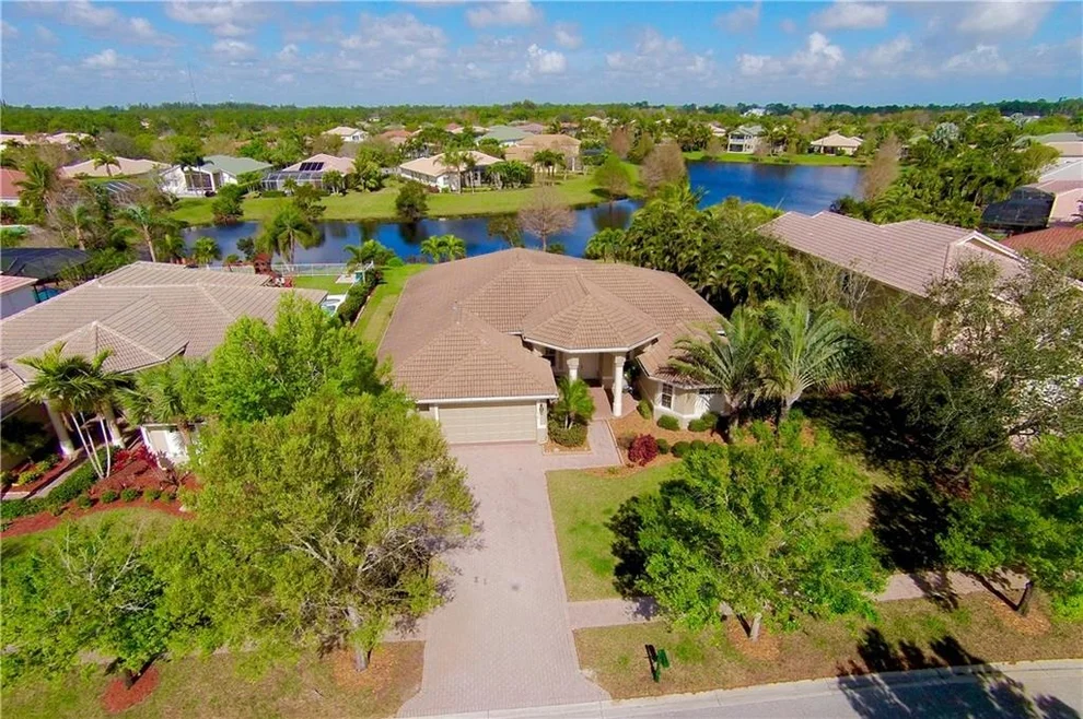 Unit for sale at 2727 SW Bear Paw Trail, Palm City, FL 34990