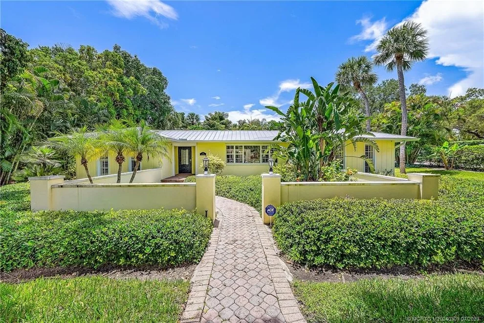 Unit for sale at 9 Mandalay Road, Stuart, FL 34996