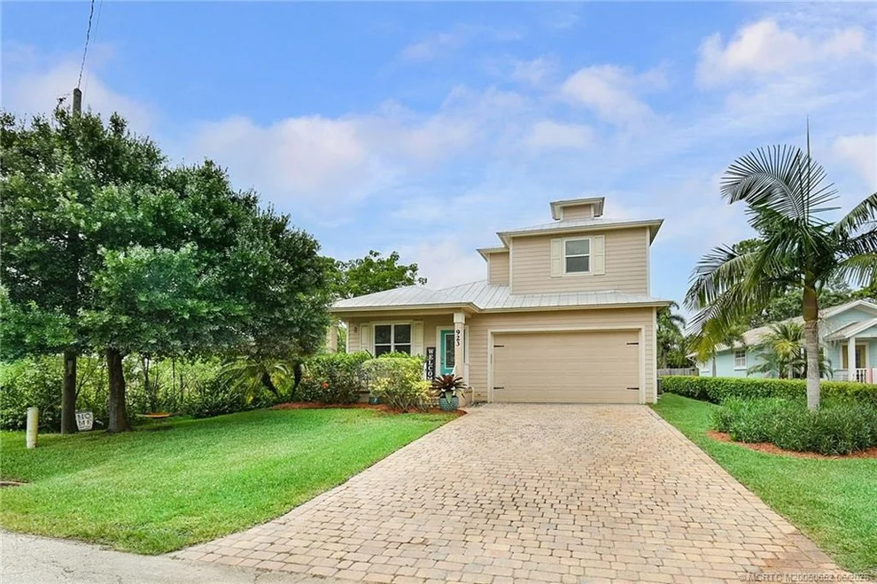 Unit for sale at 923 SW 29th Street, Palm City, FL 34990