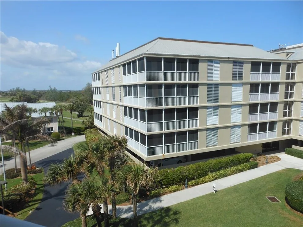 Unit for sale at 669 NE Plantation Road, Stuart, FL 34996