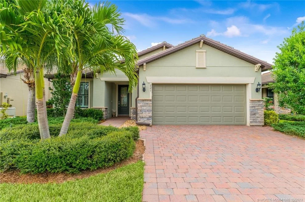 Unit for sale at 221 SE Longview Drive, Port St Lucie, FL 34984