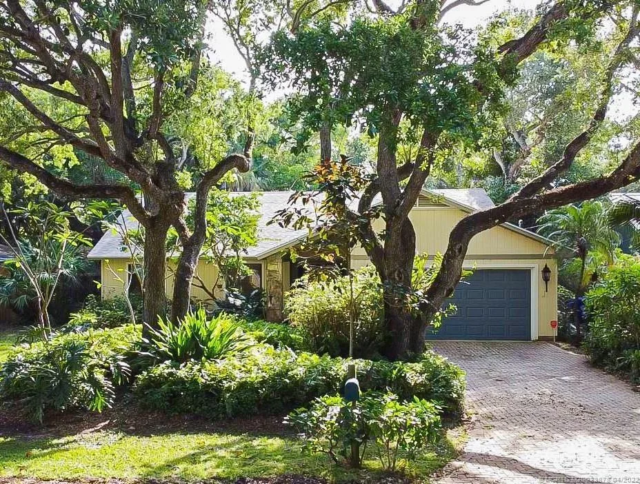Unit for sale at 9470 Seagrape Drive, Vero Beach, FL 32963