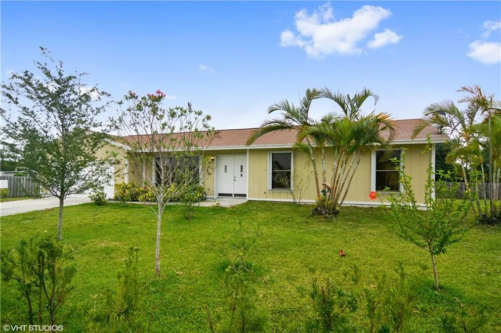 Unit for sale at 6255 SE Highland Road, Stuart, FL 34997