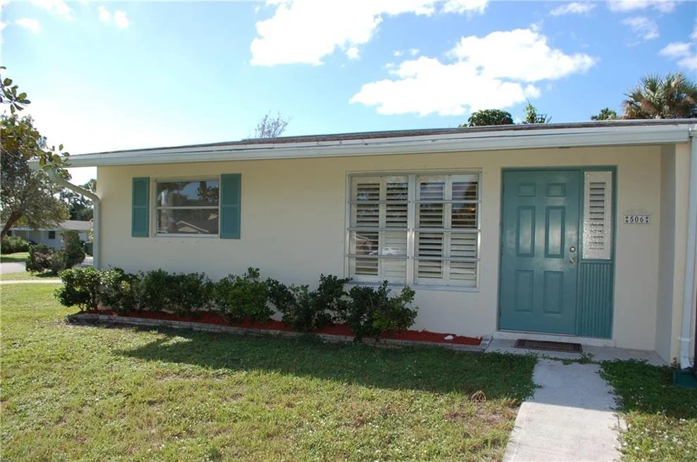 Unit for sale at 506 SE Robalo Court, Stuart, FL 34996