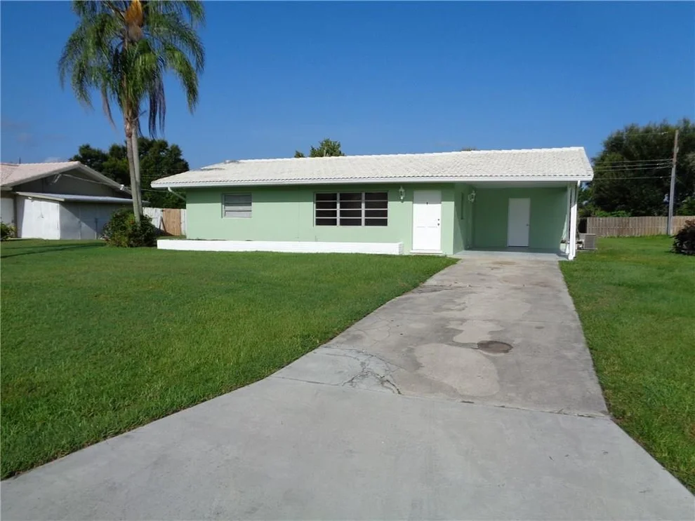 Unit for sale at 2496 NW South Manor Avenue, Stuart, FL 34994