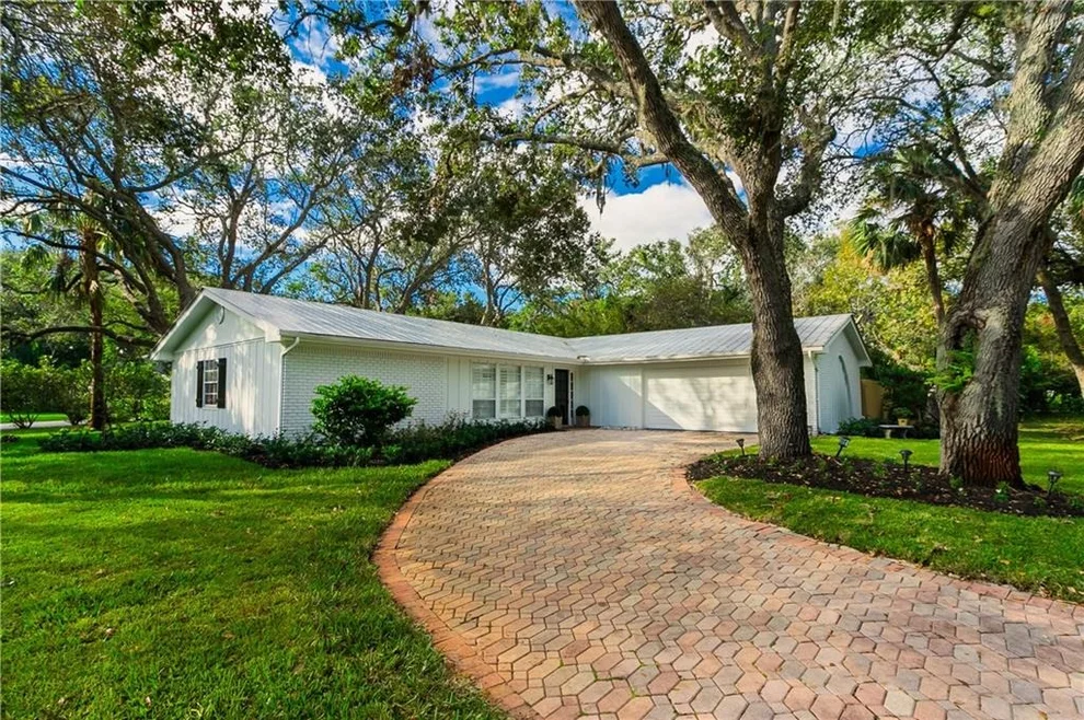 Unit for sale at 7 N Ridgeview Road N, Sewalls Point, FL 34996