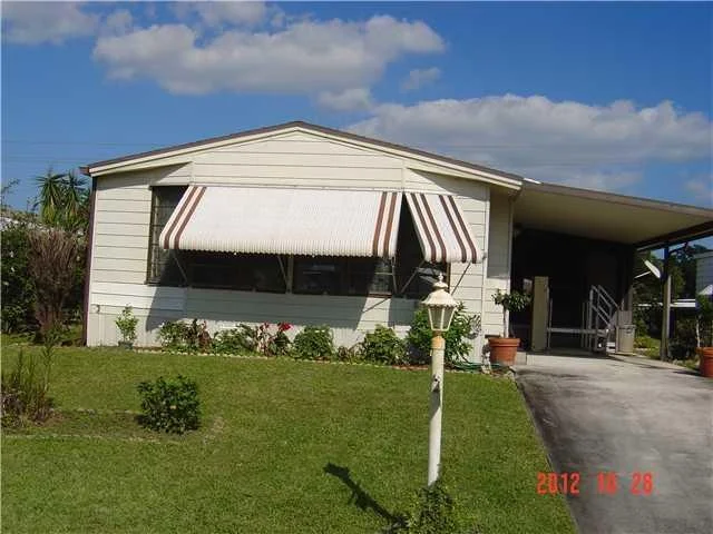 Unit for sale at 7545 SE Independence Avenue, Hobe Sound, FL 33455