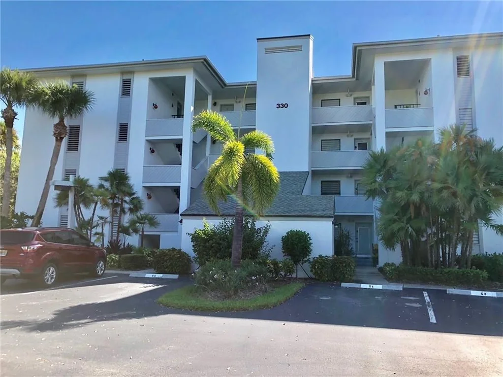 Unit for sale at 330 NE Edgewater Drive, Stuart, FL 34996