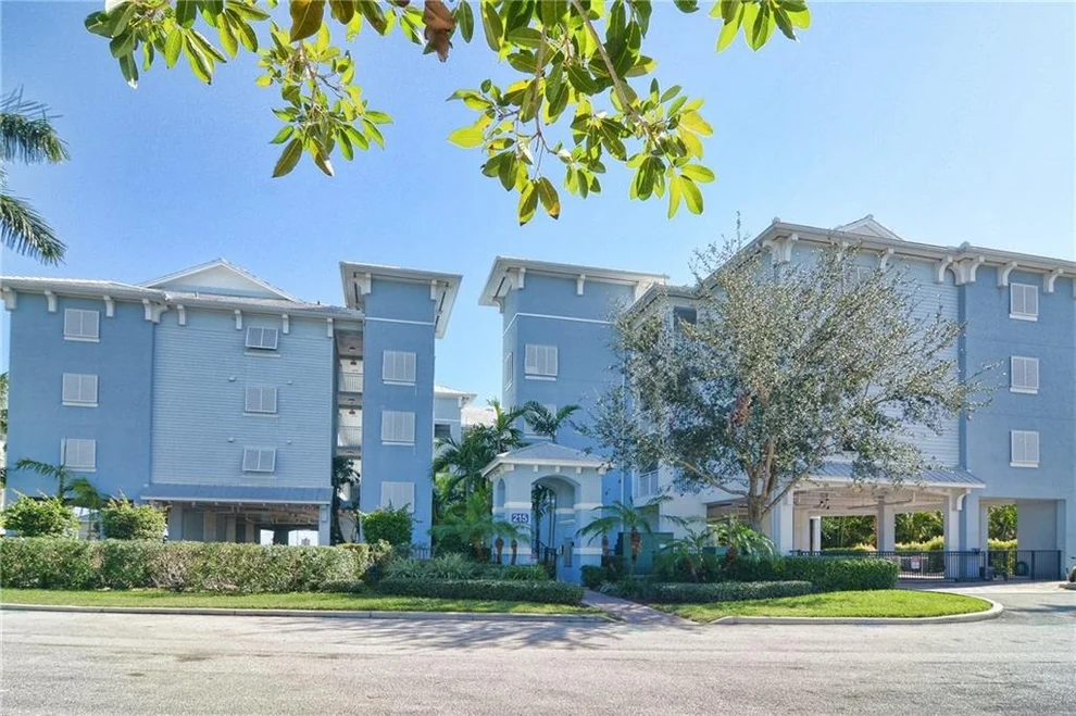 Unit for sale at 215 NW Flagler Avenue, Stuart, FL 34994