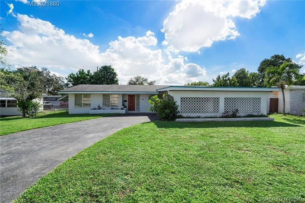 Unit for sale at 5706 Hollywood Boulevard, Hollywood, FL 33021