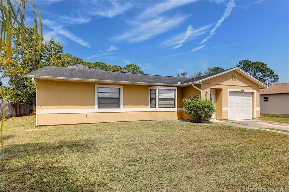 Unit for sale at 665 NW Marion Avenue, Port St Lucie, FL 34983