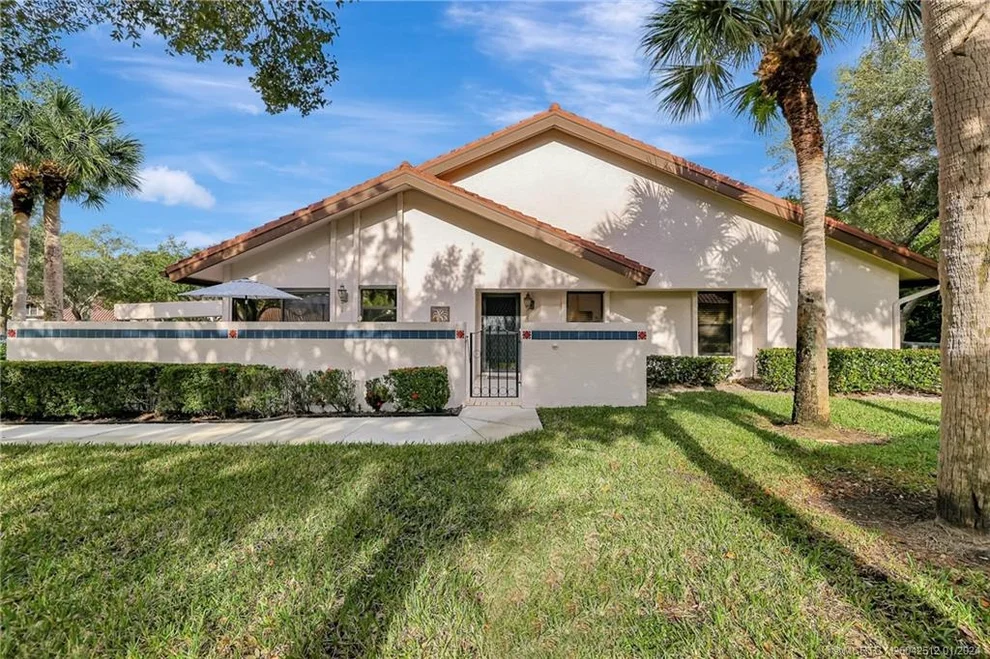 Unit for sale at 6031 SE Martinique Drive, Stuart, FL 34997