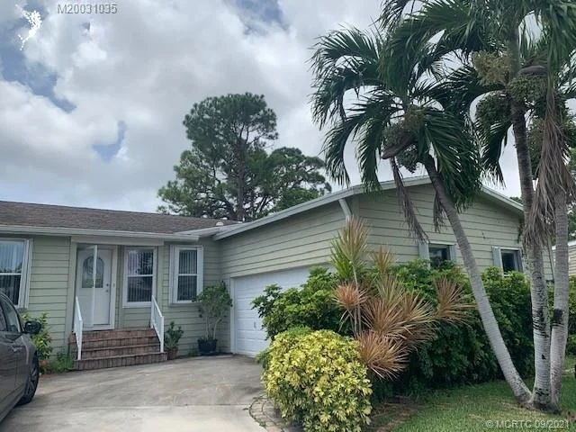 Unit for sale at 6453 S Ficus Lane, Lantana, FL 33462