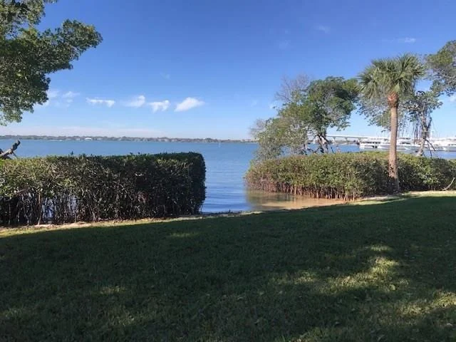 Unit for sale at 264 NE Edgewater Drive, Stuart, FL 34996
