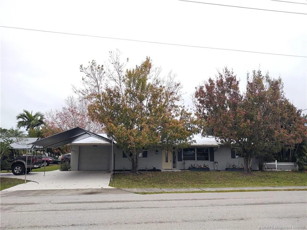 Unit for sale at 4741 SE Edison Avenue, Stuart, FL 34997