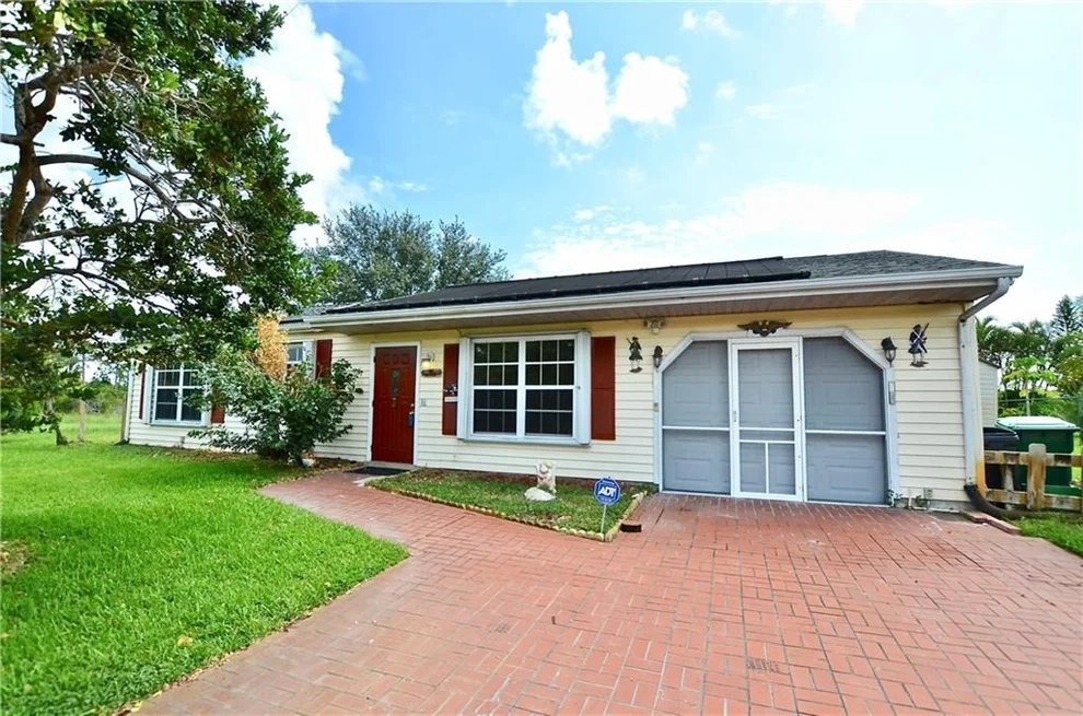 Unit for sale at 1401 SE Arenson Lane, Port St Lucie, FL 34952