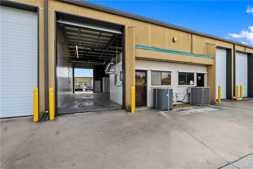 Unit for sale at 1501 SE Decker Avenue, Stuart, FL 34994