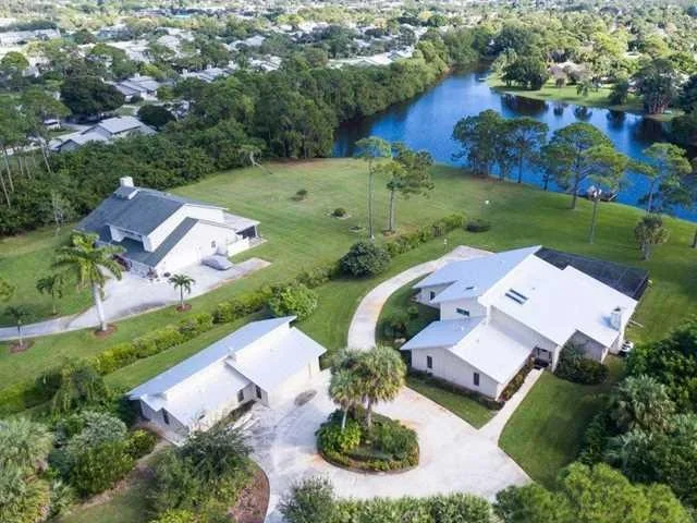 Unit for sale at 411 NE Town Terrace, Jensen Beach, FL 34957