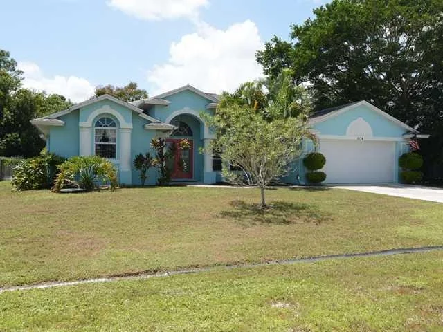 Unit for sale at 1034 SE Damask Avenue, Port St Lucie, FL 34983