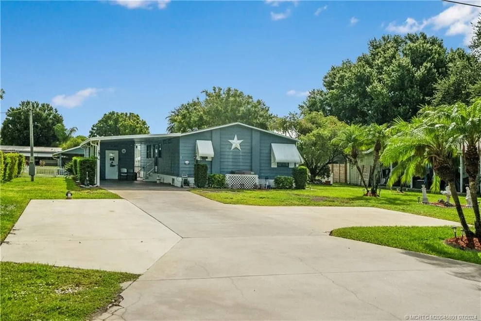 Unit for sale at 1241 Chobee Loop, Okeechobee, FL 34974