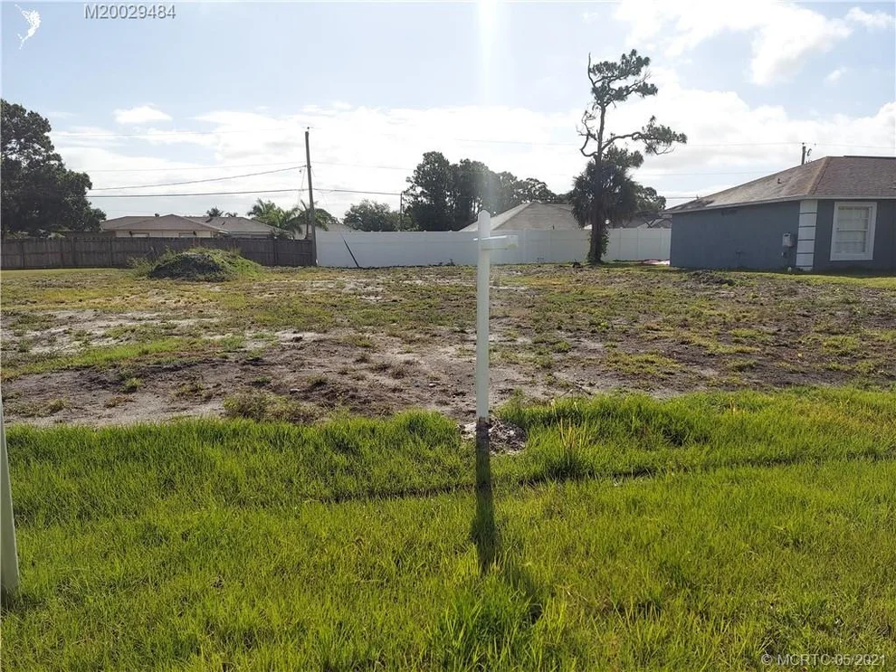 Unit for sale at 1349 SE O'Donnell Lane, Port St Lucie, FL 34983