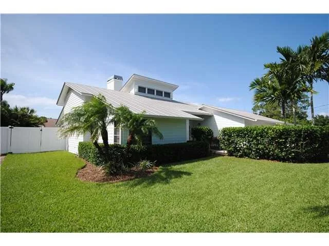 Unit for sale at 4819 SE Horseshoe Point Road, Stuart, FL 34997