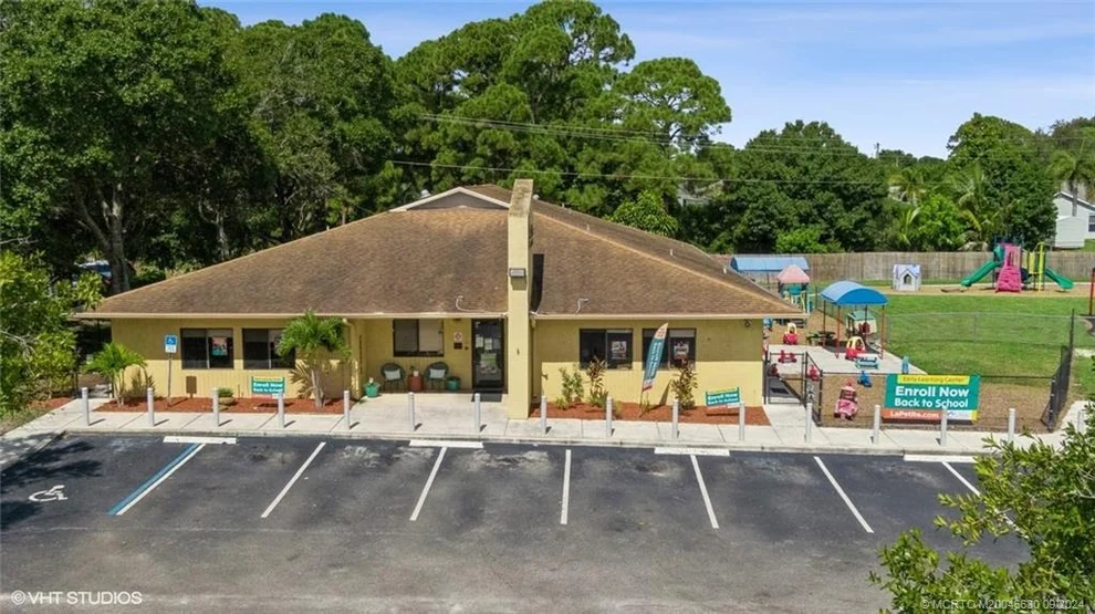 Unit for sale at 842 SW Glenview Court, Port St Lucie, FL 34953