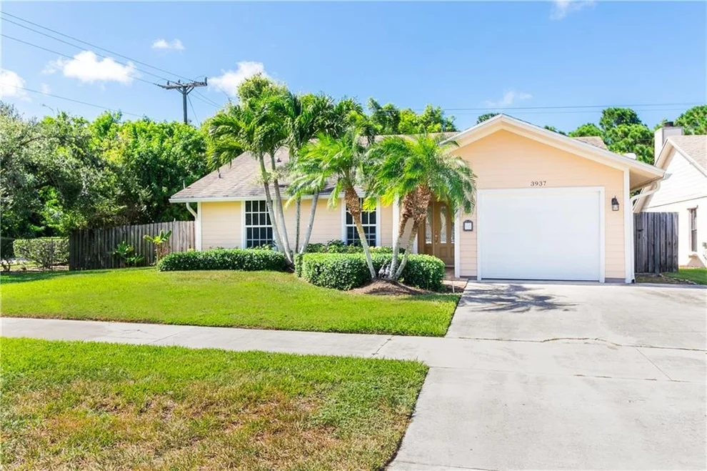 Unit for sale at 3937 SE Jacaranda Street, Stuart, FL 34997