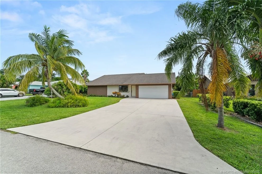 Unit for sale at 4726 SE Manatee Terrace, Stuart, FL 34997