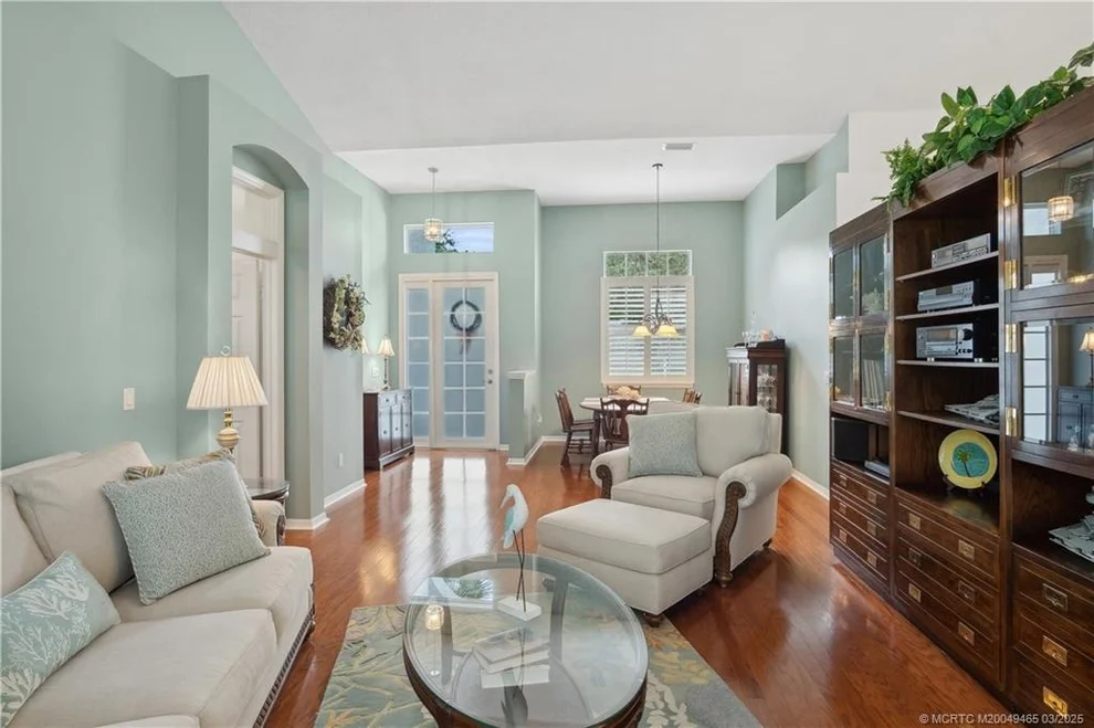 Unit for sale at 558 SE Southwood Trail, Stuart, FL 34997