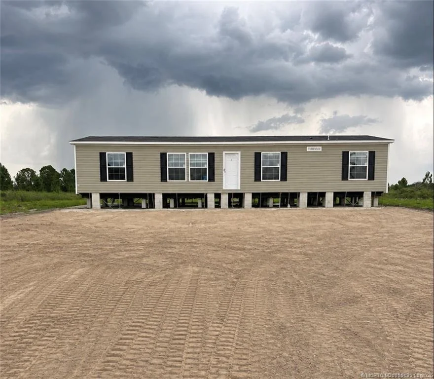 Unit for sale at 15411 NW 272nd Street, Okeechobee, FL 34972
