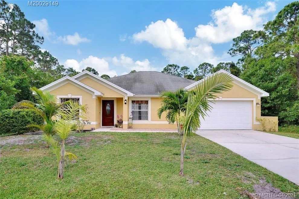Unit for sale at 542 NW Billiar Avenue, Port St Lucie, FL 34983