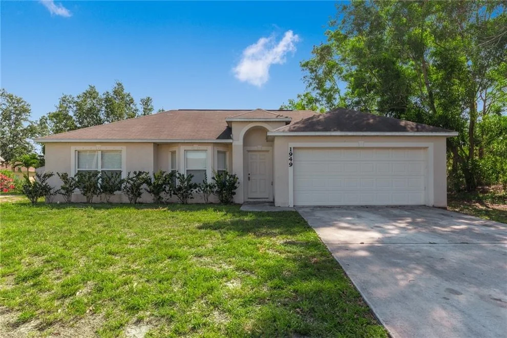Unit for sale at 1949 SW Monterrey Lane, Port St Lucie, FL 34953