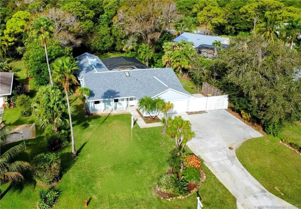 Unit for sale at 550 NE Town Terrace, Jensen Beach, FL 34957