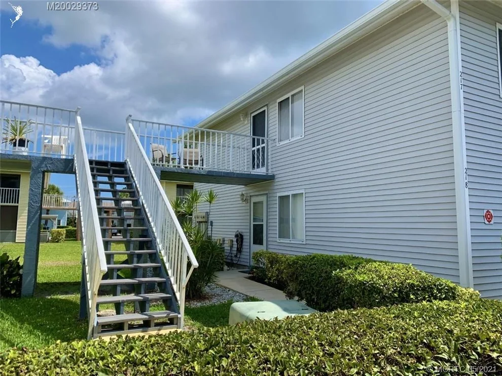 Unit for sale at 217 SE Village Drive, Port St Lucie, FL 34952