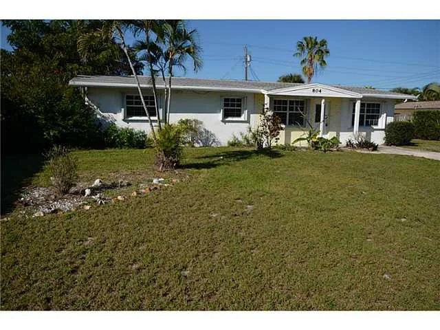 Unit for sale at 804 SE Ocean Avenue, Stuart, FL 34996