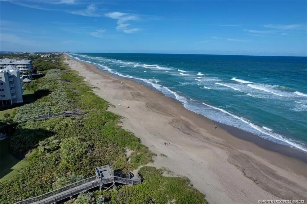 Unit for sale at 10 NE Plantation Road, Stuart, FL 34996