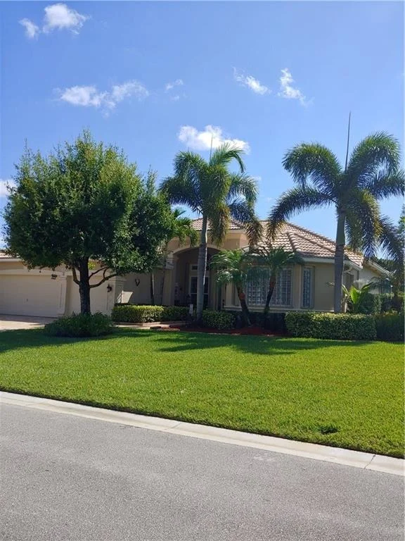 Unit for sale at 1524 SE Conference Circle, Stuart, FL 34997