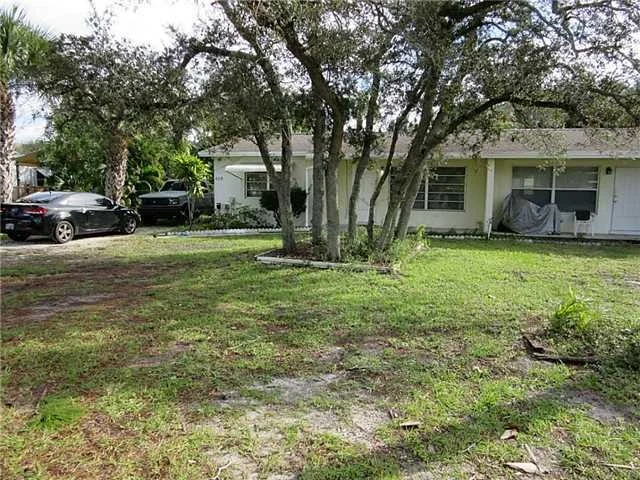 Unit for sale at 611 SE Flamingo Avenue, Stuart, FL 34996