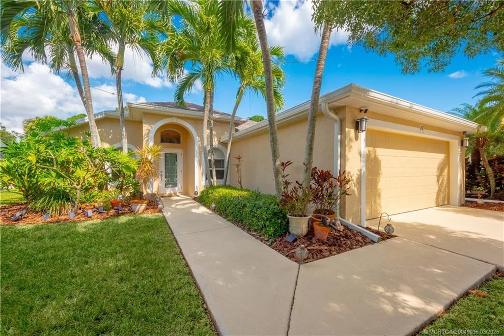 Unit for sale at 457 NW Fetterbush Way, Jensen Beach, FL 34957