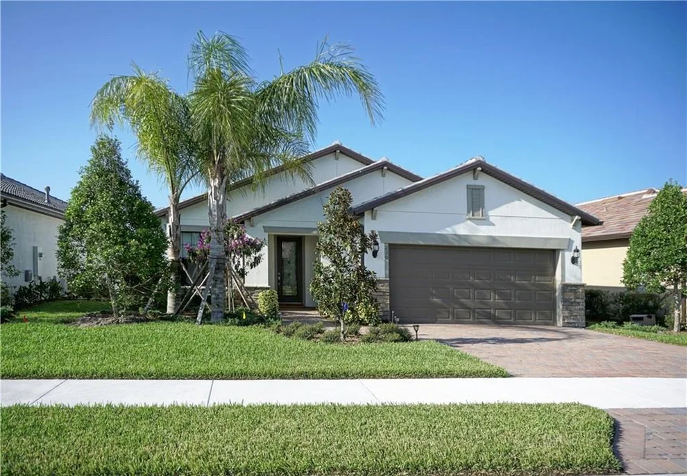 Unit for sale at 230 SE Longview Drive, Port St Lucie, FL 34984