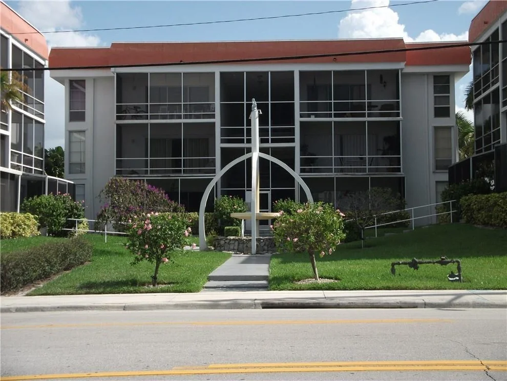 Unit for sale at 630 SE Ocean Boulevard, Stuart, FL 34994