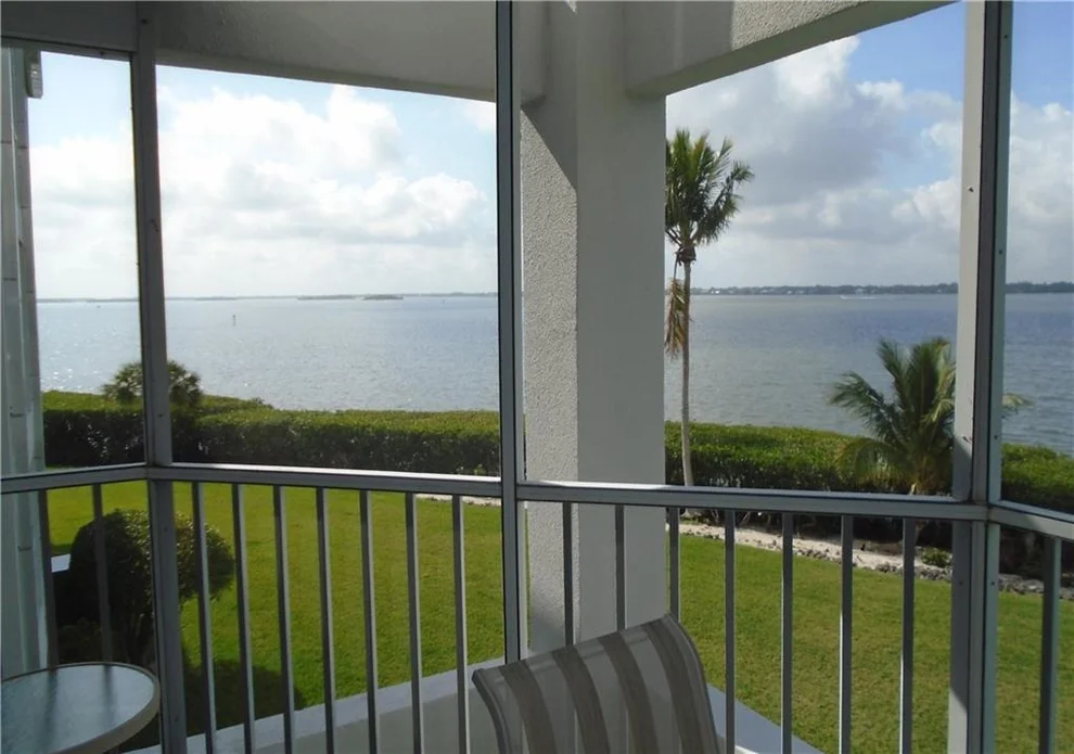 Unit for sale at 184 NE Edgewater Drive, Stuart, FL 34996