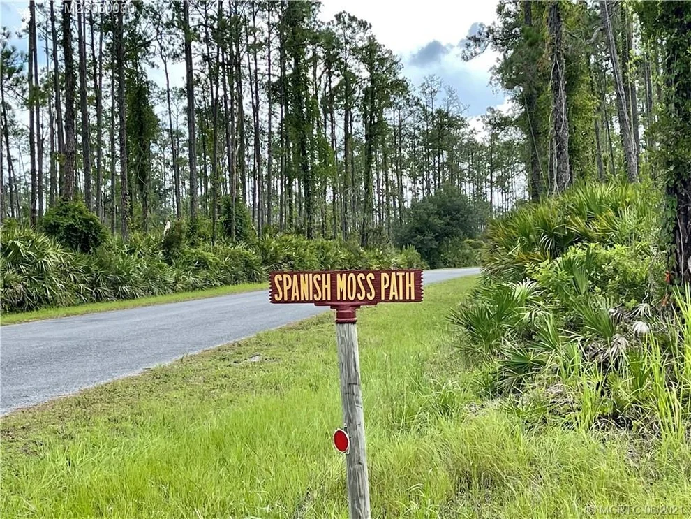 Unit for sale at 32801 US Hwy 441 N., #97, Okeechobee, FL 34972