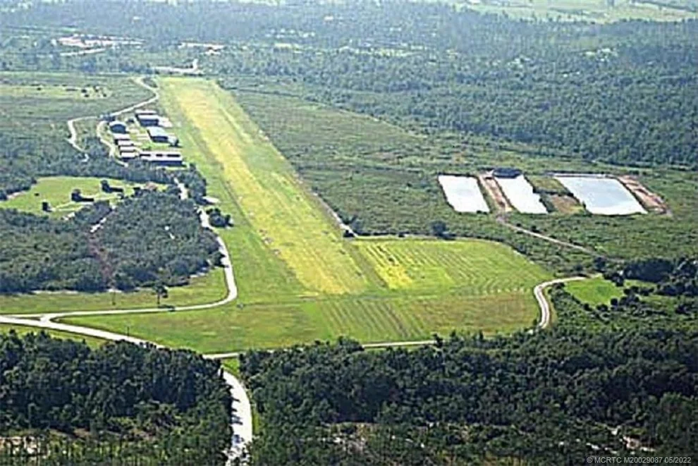 Unit for sale at 32801 US Hwy 441 N., #137, Okeechobee, FL 34972